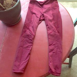 Mesh red lululemon run crops